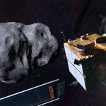 Ilustrasi ini menggambarkan pesawat ruang angkasa Double Asteroid Redirection Test (DART) NASA sebelum menabrak sistem asteroid biner Didymos.(FOTO: NASA).